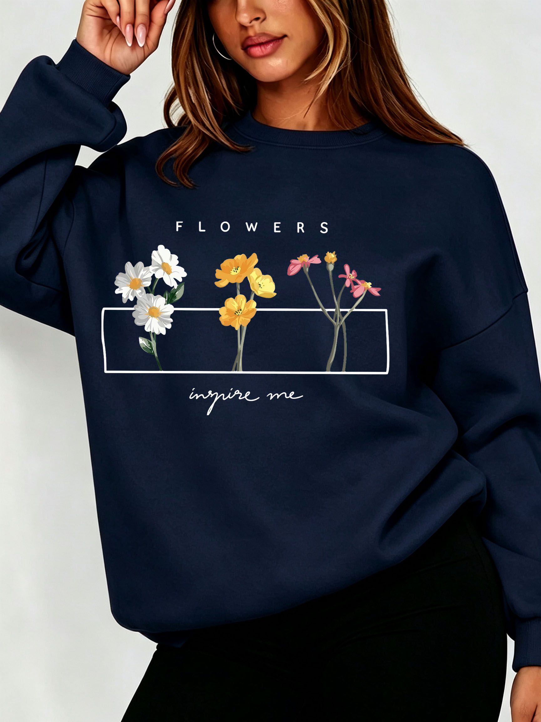 Oversized Crewneck Fleece - 女性デイジー花柄スウェットシャツミニマルワイルドフラワーレタークルーネックオーバーサイズソフトフリースガールズカジュアル長袖プルオーバートップス