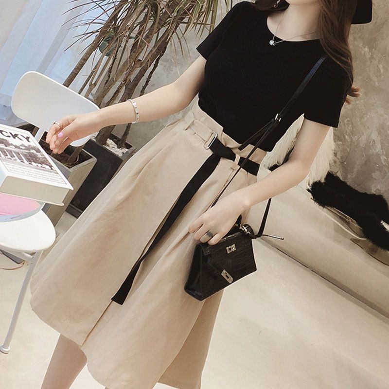 女性用ラウンドネック半袖スリムTシャツ,女性用スーツ,単色, - Street Fashion Korean のレビューと価格