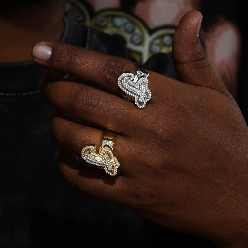 TUHE アイスアウト モアサナイト カスタムレターリング  - Street Fashion Rings のレビューと価格