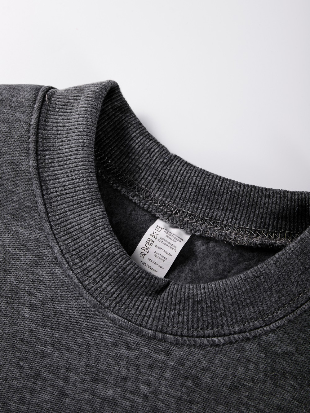 ブルックリン 1977 クリエイティブ プリント メンズ 秋 - Oversized Crewneck Fleece のレビューと価格