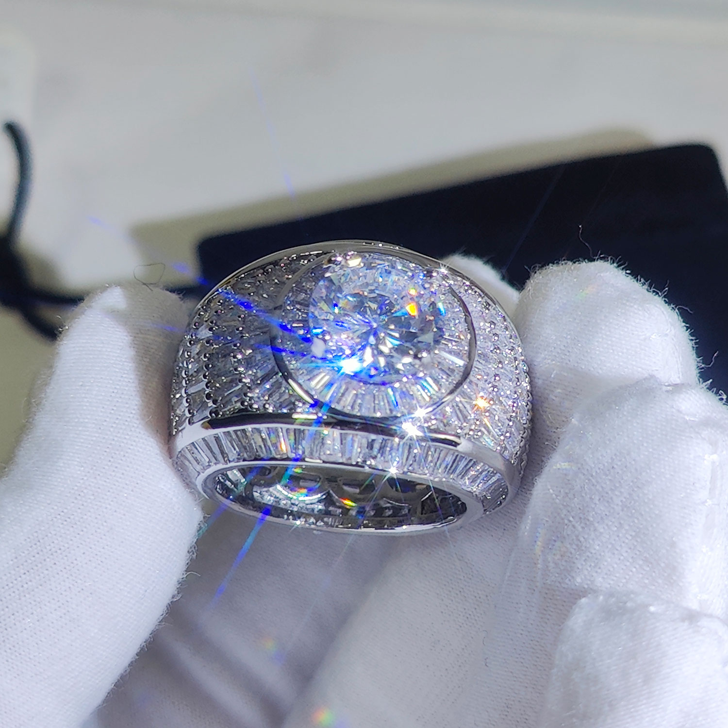 男性と女性のための銀と18k金メッキのクラスターリング,大き - Street Fashion Rings のレビューと価格