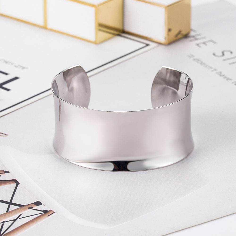 ヨーロッパファッションシンプルなブレスレット 925 スター - Street Fashion Europe のレビューと価格
