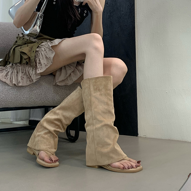 中空デザインの女性用ブーツ ベルベットカフ ミッドカーフ フ - Street Fashion Korean のレビューと価格